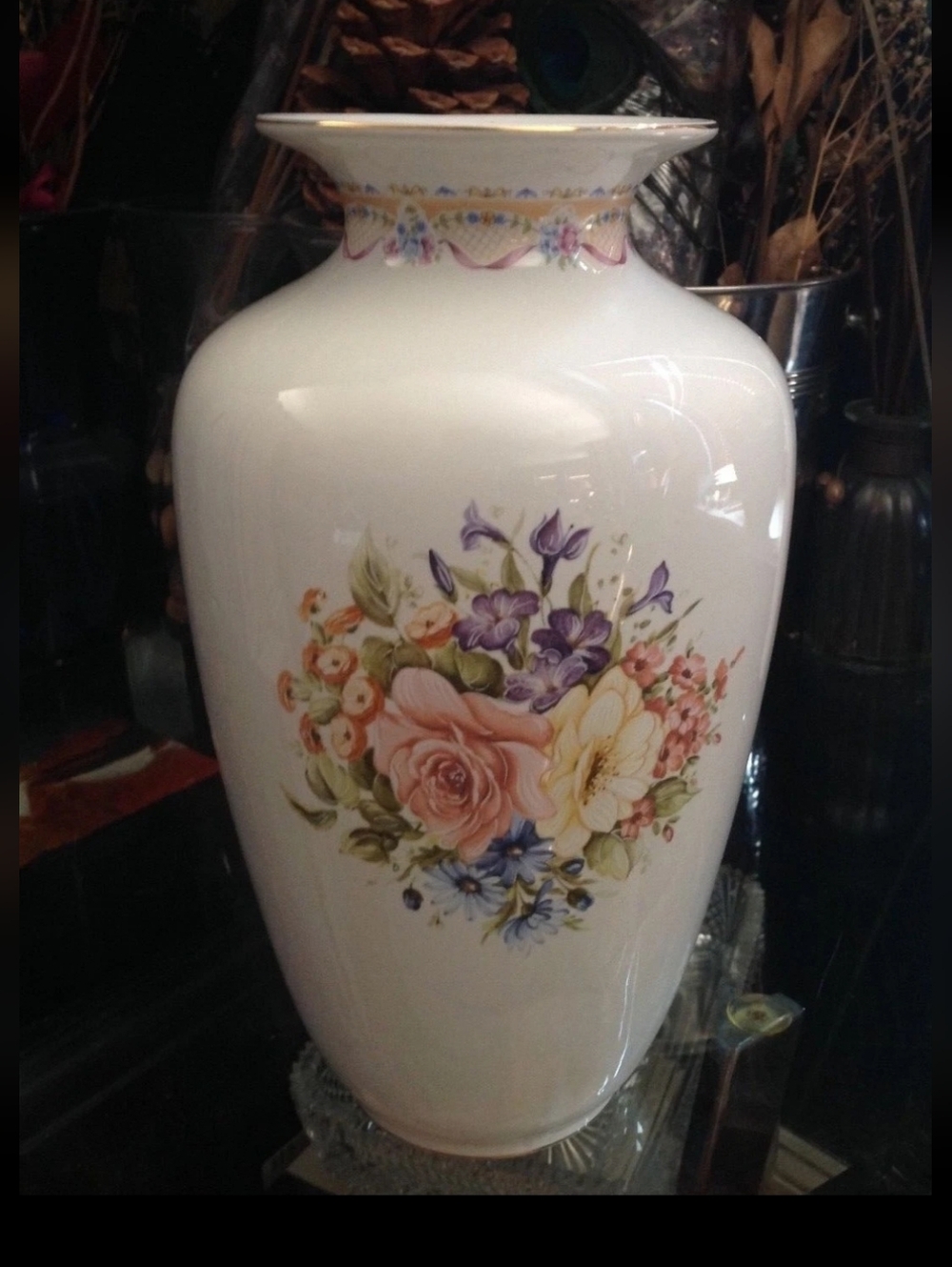 Italian Floral Flower Table Vase with Gold Trim 12 X 6.5